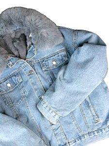 Теплая джинсовая куртка с мехом 2371